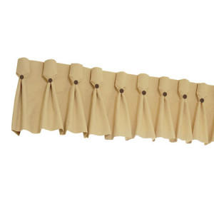 Goblet pleat valance with buttons